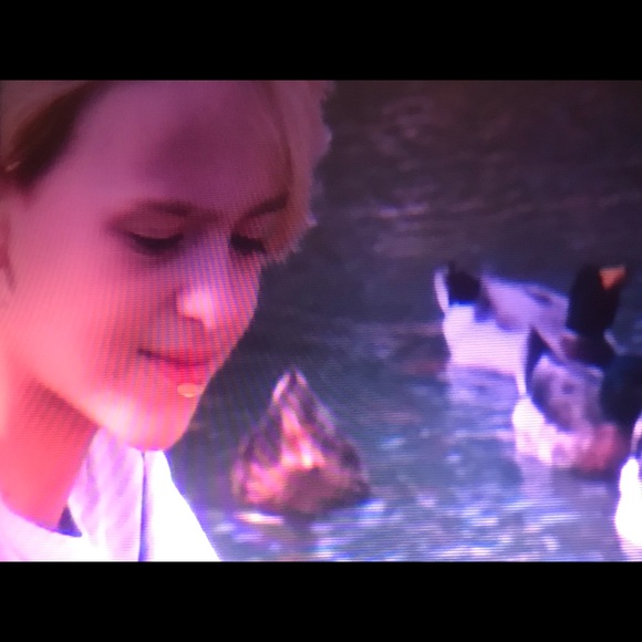 HAPPY POSHING TO EVERYONE!!! - Picture 4 of 17